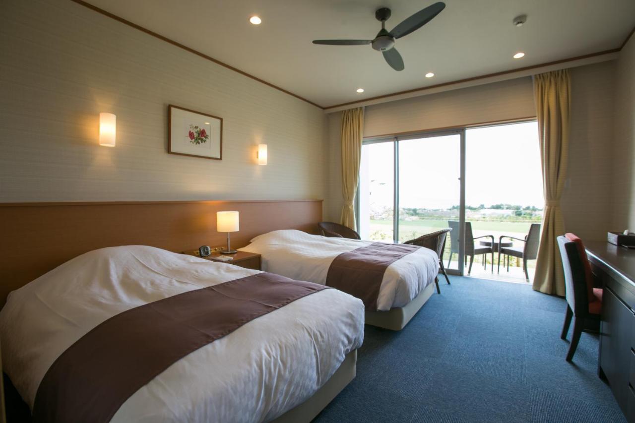 Ishigaki  Sakura Resort Hotel Ishigaki מראה חיצוני תמונה