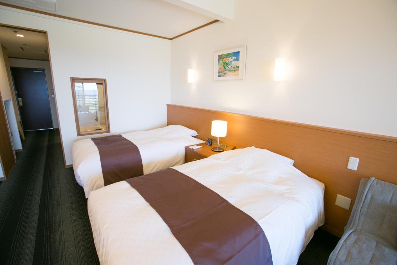 Ishigaki  Sakura Resort Hotel Ishigaki מראה חיצוני תמונה