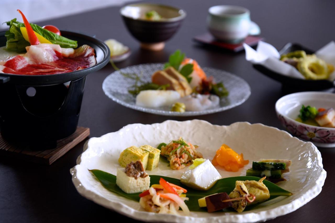 Ishigaki  Sakura Resort Hotel Ishigaki מראה חיצוני תמונה