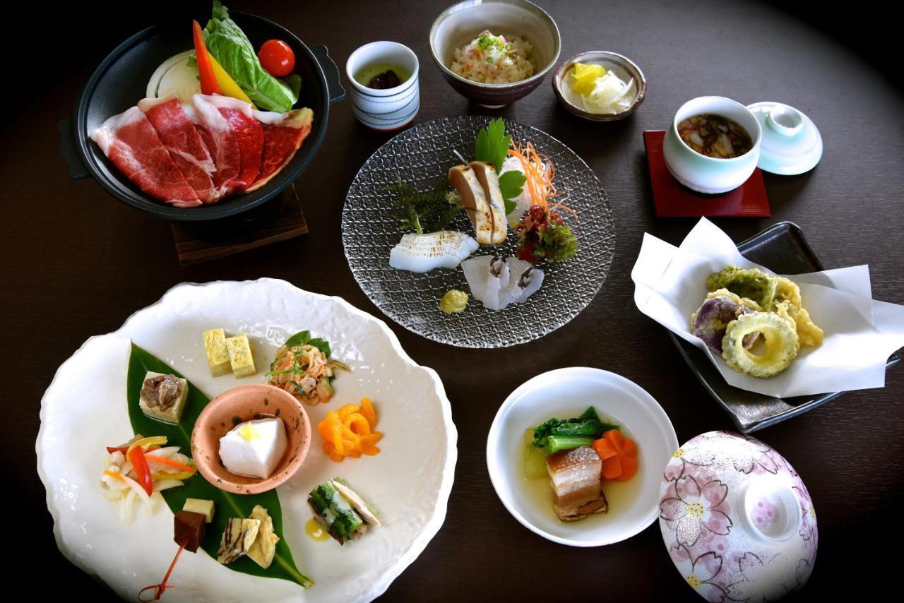 Ishigaki  Sakura Resort Hotel Ishigaki מראה חיצוני תמונה